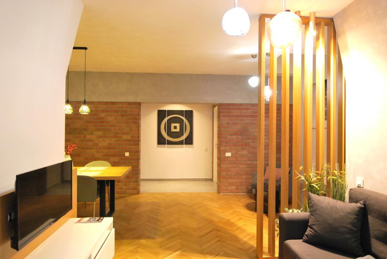 New Apartment In Berindey Villa - Historical Center, Universitate Bukarest Kültér fotó