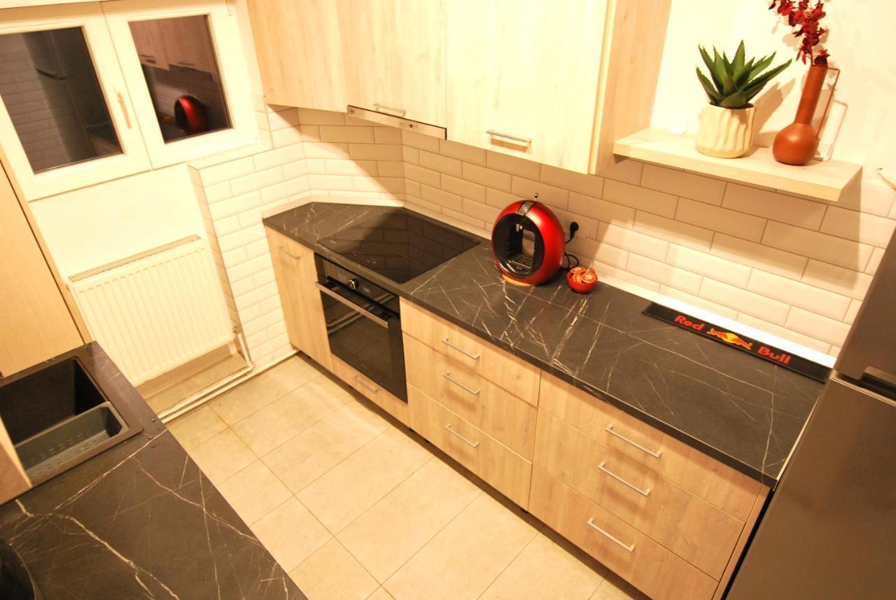 New Apartment In Berindey Villa - Historical Center, Universitate Bukarest Kültér fotó