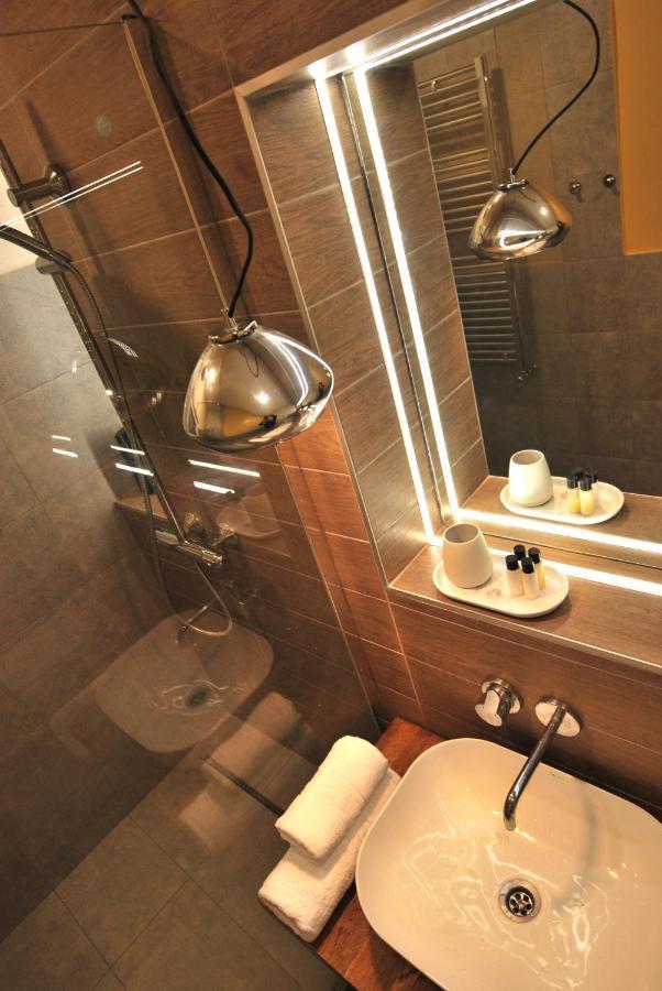 New Apartment In Berindey Villa - Historical Center, Universitate Bukarest Kültér fotó