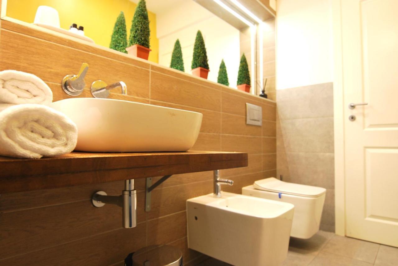 New Apartment In Berindey Villa - Historical Center, Universitate Bukarest Kültér fotó